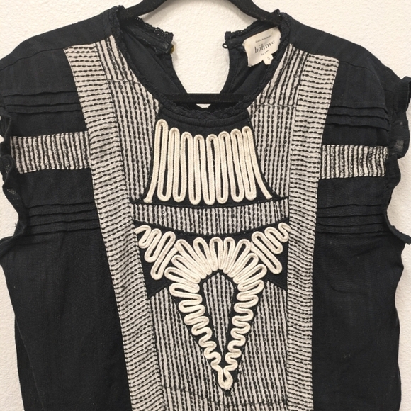 Böhme Black White Embroidered with Patch Fabric Short Sleeve Boho Top sz S - Picture 2 of 10
